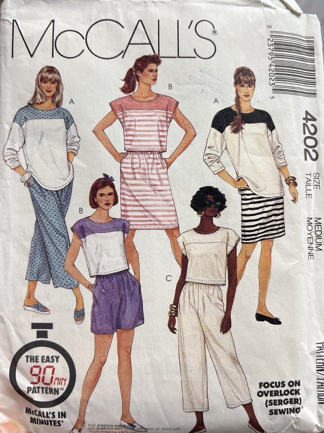 McCalls 4202 vintage cap sleeve top, contrast colorblock top, cropped pants and skirt